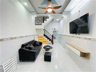 Chủ nhà lỗ cần bán gấp thuộc đường nguyễn tư giản dt 3,2 x 8 trệt lầu có 2 pn 2 wc giá 2 tỷ 990 tr