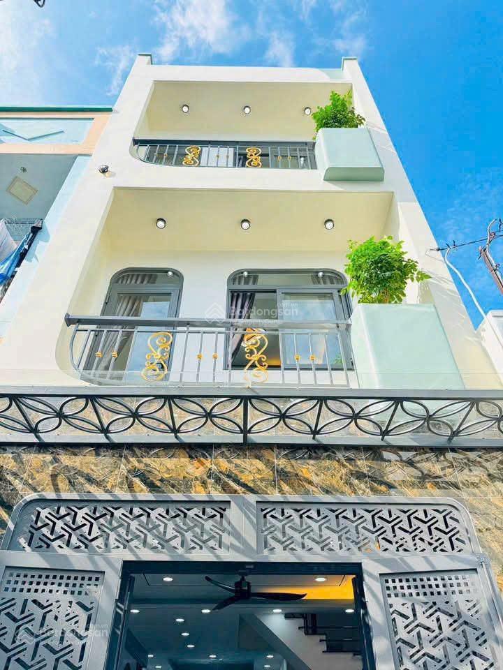 Nhà chinh chủ thuộc đường buì quang là dt ngang 4 dài 10 trệt 2 lầu hẻm xe hoi giá hơn 5 tỷ