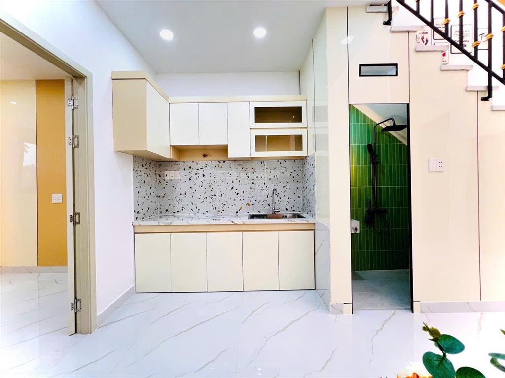 Siêu phẩm đường quang trung p12 diện tích 70m2 trệt lầu 4 pn 4 wc sát hẻm xe tải giá chỉ hơn 6 tỷ