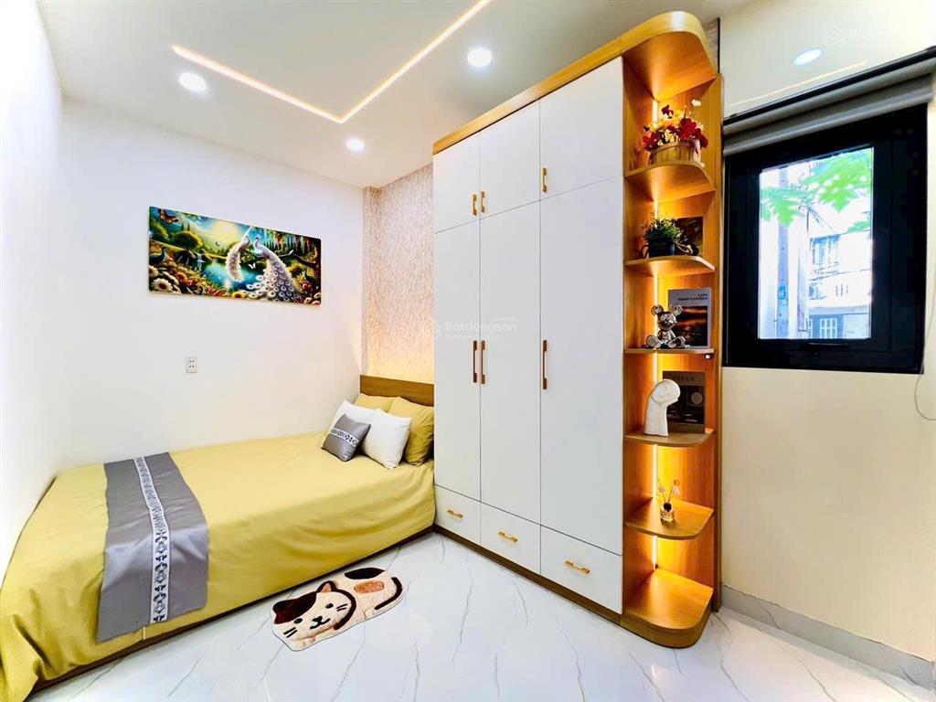 Siêu phẩm đường quang trung p12 diện tích 70m2 trệt lầu 4 pn 4 wc sát hẻm xe tải giá chỉ hơn 6 tỷ