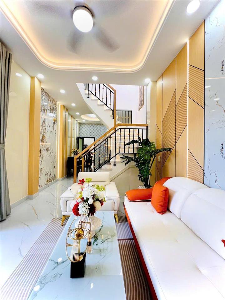 Siêu phẩm đường quang trung p12 diện tích 70m2 trệt lầu 4 pn 4 wc sát hẻm xe tải giá chỉ hơn 6 tỷ