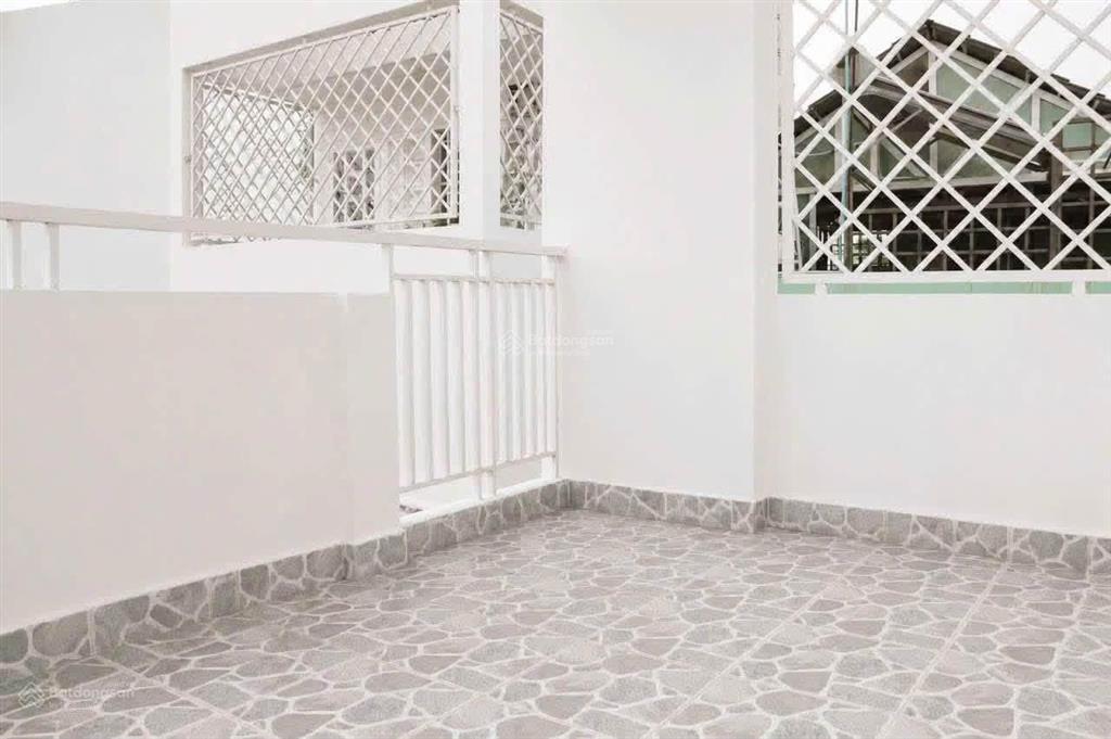 Nhà 4 tấm quang trung sát chợ tân sơn phạm văn bạch giá hơn 4 tỷ dt 3,8x12 trệt 3 lầu gồm 4 pn 4wc