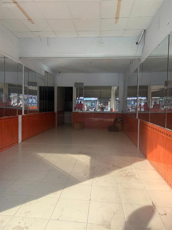 Cho thuê mặt tiền đuong quang trung khu vực buôn bán ddan nghành nghề