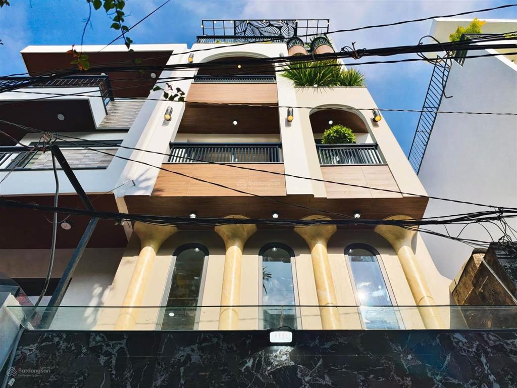 Nhà xây mới đường phạm văn chiêu dt 4x16m trệt lửng 3 lầu có thang máy 4 phòng ngủ hẻm ôtô 8.5 tỷ