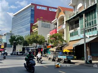 Mt phổ quang 8m, 137m2 cùng tầm giá 3941 tỷ, khác nhau ở giá trị khai thác