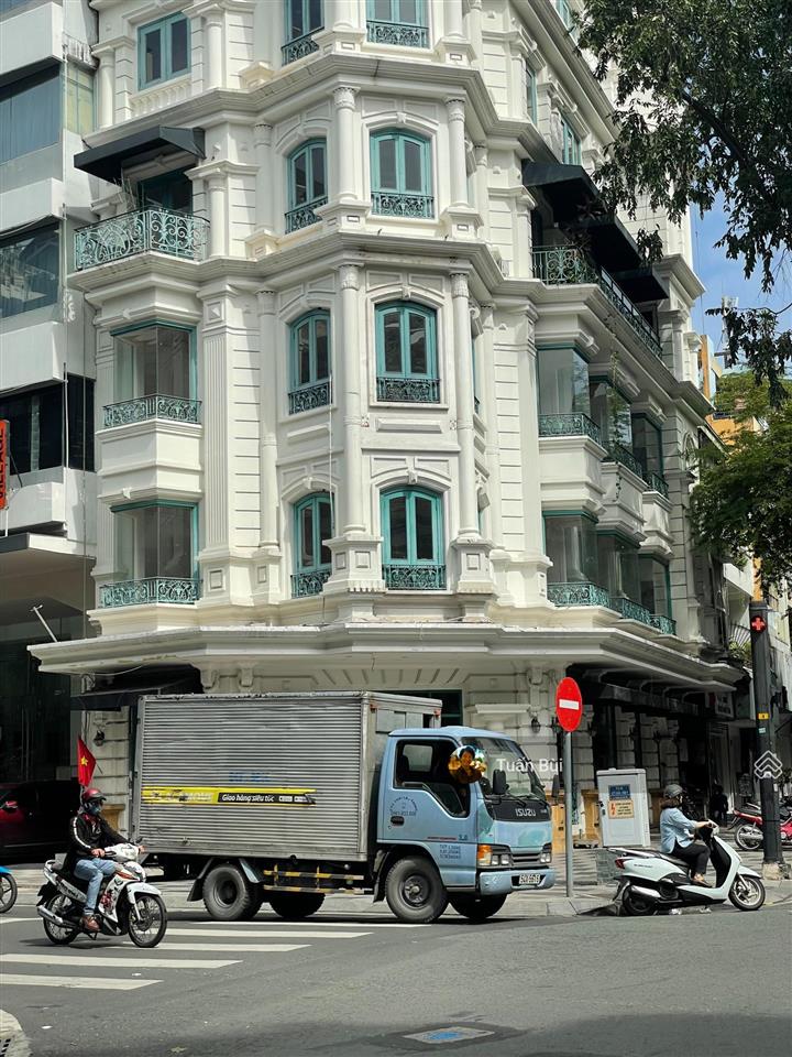 Nhà phố hồ xuân hương q.3 vị trí sang trọng giá rẻ bất ngờ / dt đất đủ 352m2