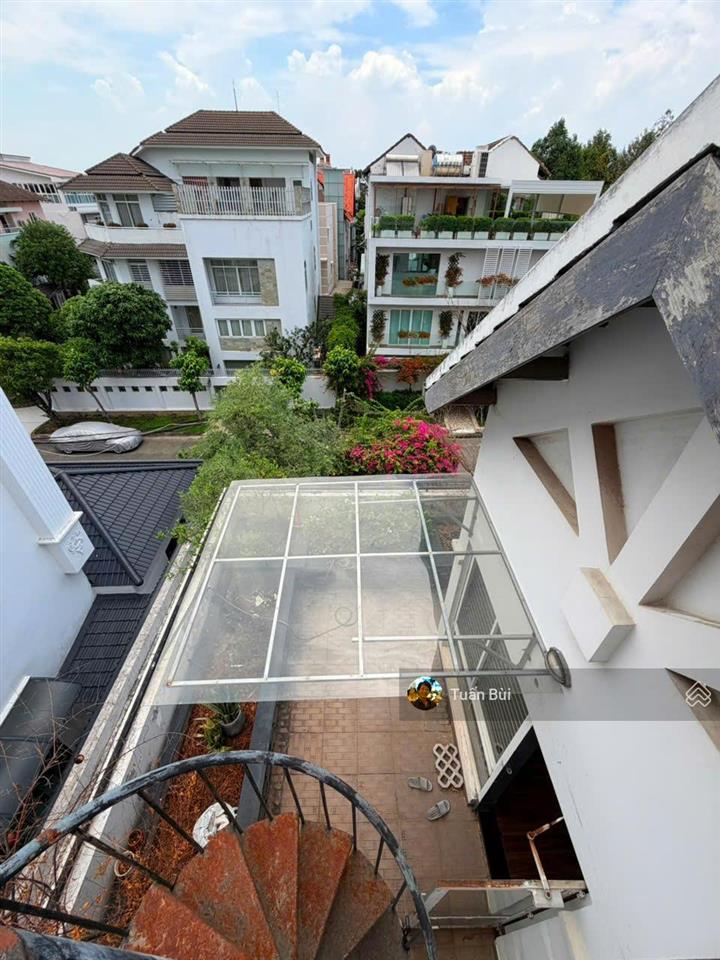Villa hồ bơi compound thảo điền 300m²  4pn  khu expat cao cấp  105 triệu