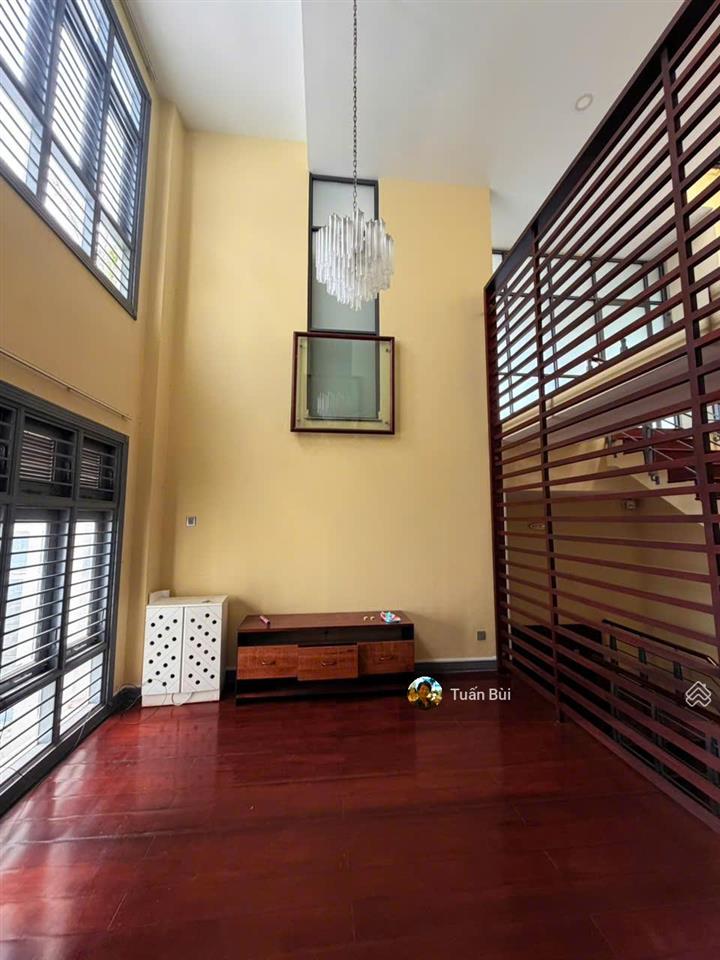 Villa hồ bơi compound thảo điền 300m²  4pn  khu expat cao cấp  105 triệu