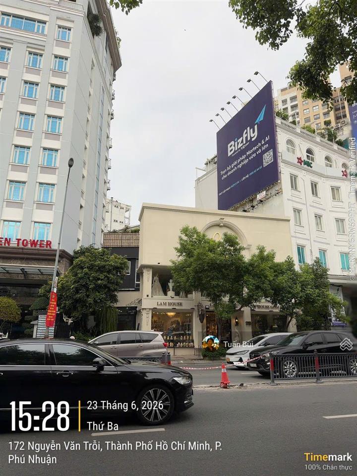 Bán mt nguyễn văn trỗi 18m hiếm có, dt 276,1m2, vị trí thương hiệu, giá 130 tỷ