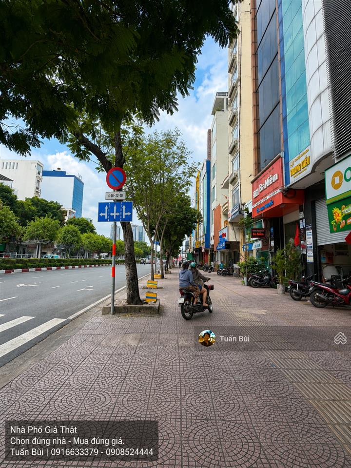 Tòa nhà vp mt hoàng diệu  150m tới bến nhà rồng, sát nguyễn tất thành mở rộng  vỉa hè 10m