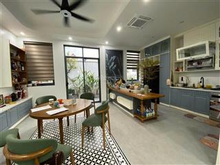 Bán biệt thự đô nghĩa, dương nội, hà đông 200m2, 4 tầng, mt 10m, 3 thoáng, giá 27,9 tỷ