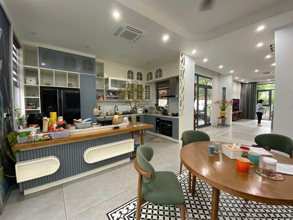 Bán biệt thự đô nghĩa, dương nội, hà đông 200m2, 4 tầng, mt 10m, 3 thoáng, giá 27,9 tỷ