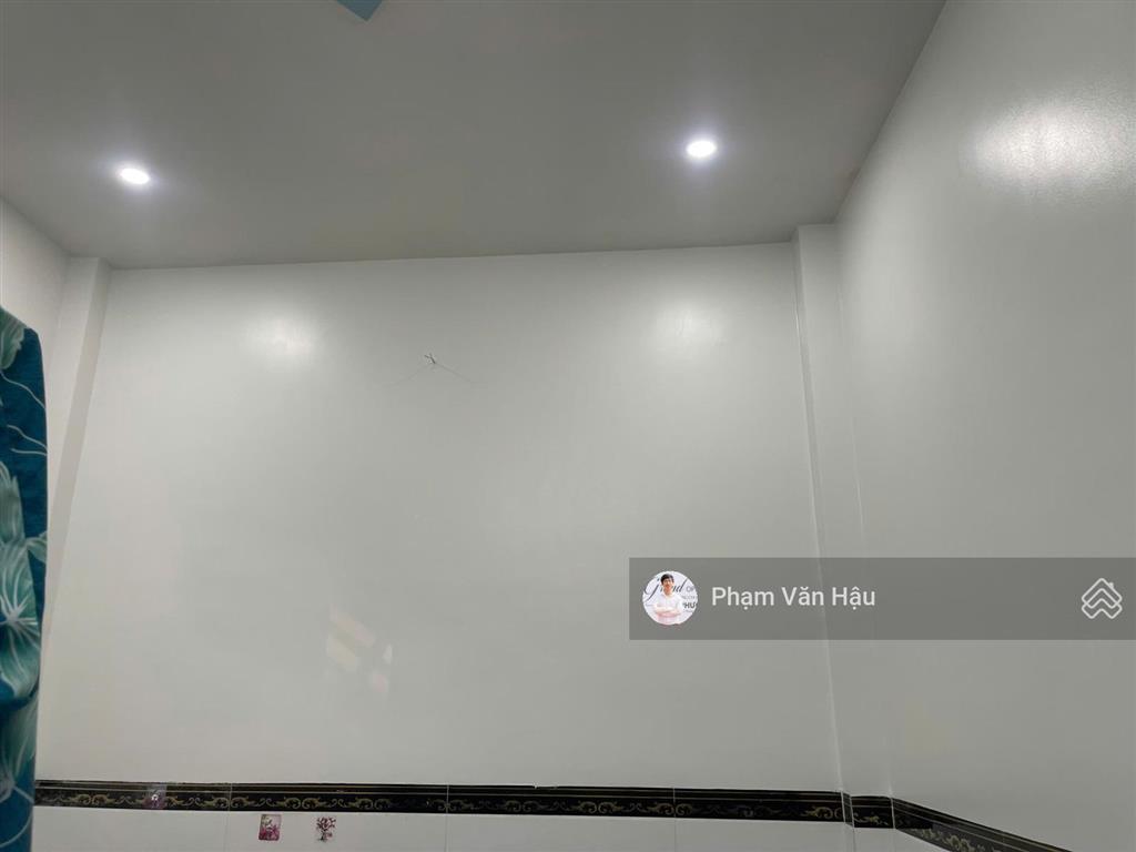 Bán nhà riêng hẻm xe hơi 146 lã xuân oai, 4x16m, nhà đẹp cần bán gấp, giảm sâu 1 tỷ cần bán gấp