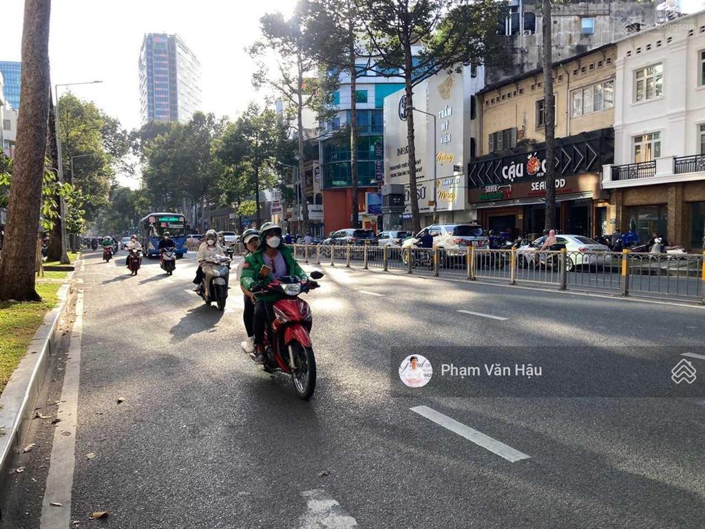 Building nổi bật mặt tiền trần hưng đạo, quận 1. dt 18x20m, hầm 9 tầng ngay góc nguyễn thái học