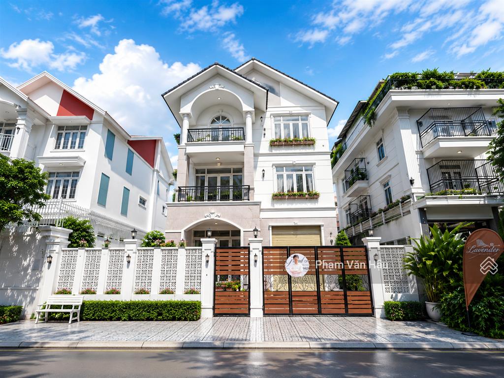 Biệt thự đơn lập 3 mặt tiền, ngay liên phường 15x18m, trệt 2 lầu, cạnh global city, giá chỉ 29 tỷ