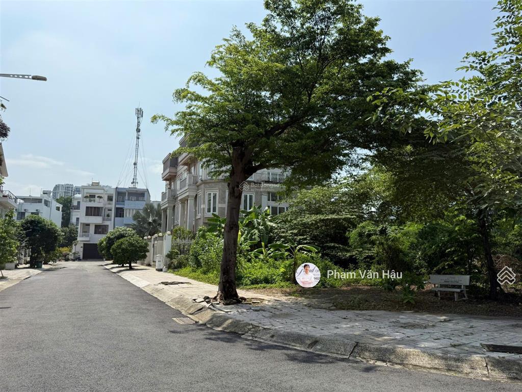 Lô góc biệt thự khu đông thủ thiêm 11x20m, cách nguyễn duy trinh 200m, giá tốt chỉ 97tr/m2