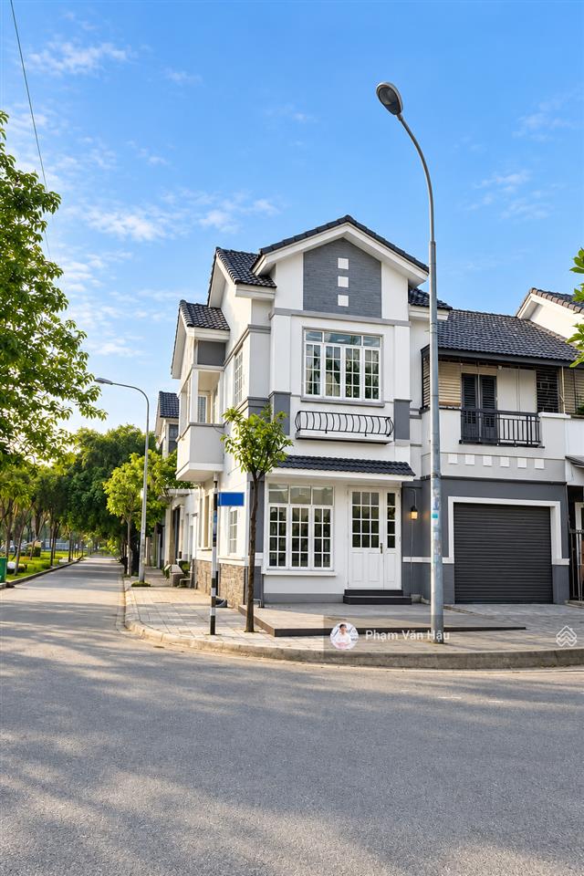 Giảm 3,5 tỷ, villa 8x17m góc 2 mặt tiền view sông, công viên, kdc nam long, gần the global city