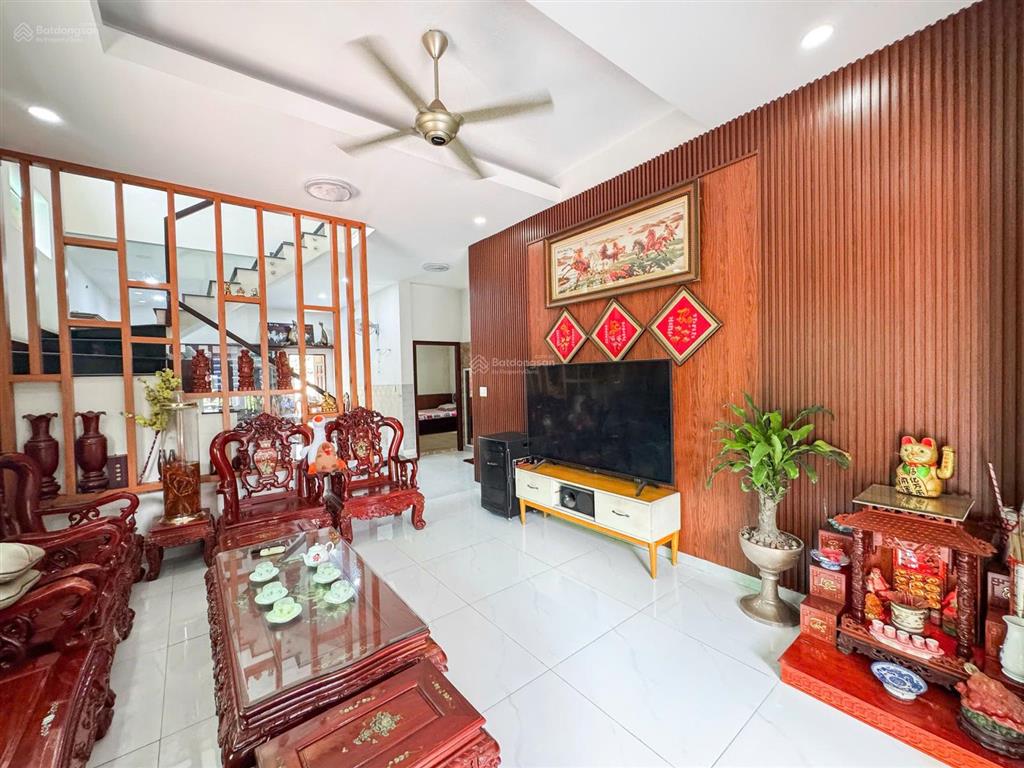 Biệt thự sân vườn mặt tiền vĩnh phú 38  430m2 (ngang 16)  kết cấu 2 tầng  giá tốt 19 tỷ