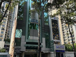 Giảm 100 tỷ bán nhanh tòa nhà hầm 8 tầng 14x32 đường 3 tháng 2 hiện đang cho thuê 900 triệu/tháng