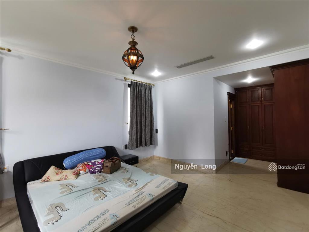 Giảm 100 tỷ bán nhanh tòa nhà hầm 8 tầng 14x32 đường 3 tháng 2 hiện đang cho thuê 900 triệu/tháng