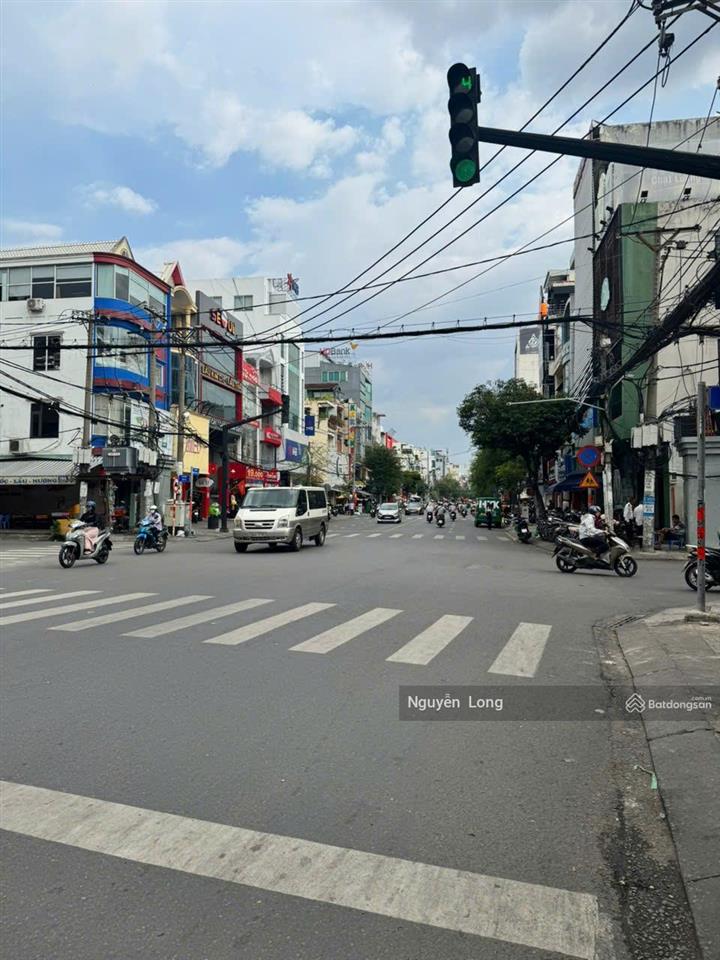 Bán nhà mặt tiền hầm 7 tầng nguyễn gia trí 9 x20m giá 78 tỷ, mb đang thuê 310 triệu