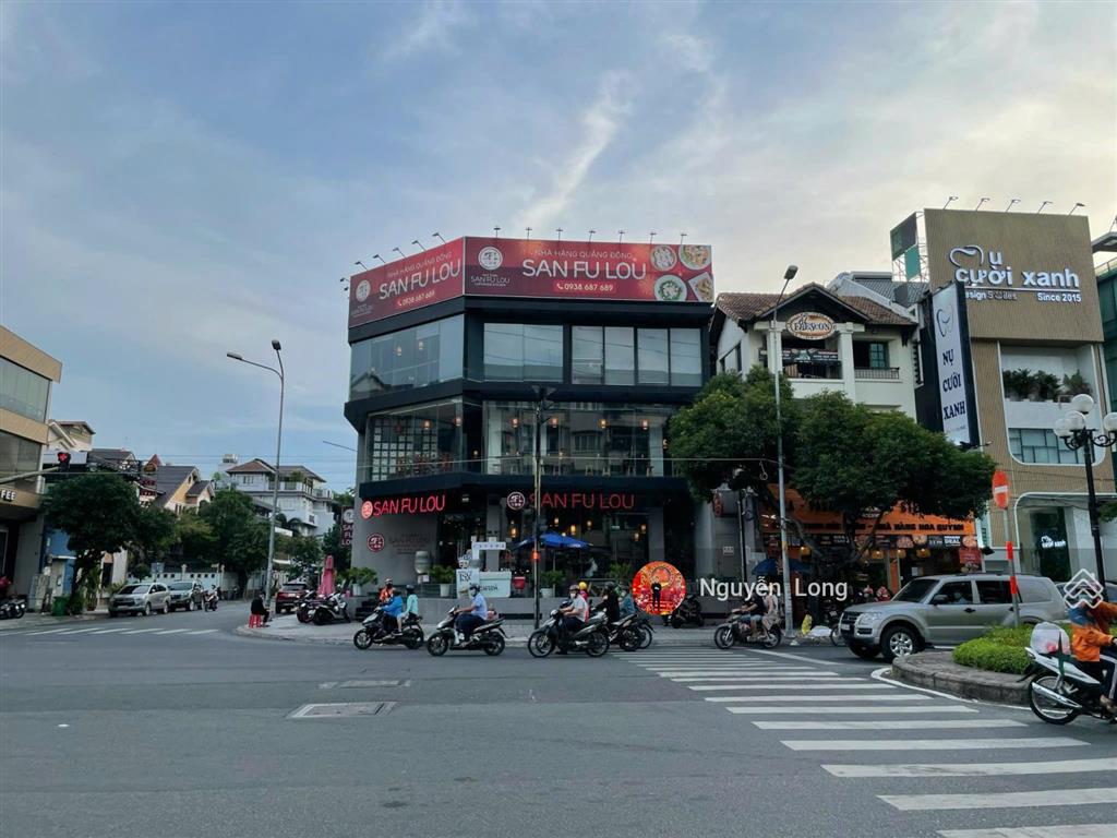 Bán 2mt phan xích long  hoa phượng 16 x 16m giá 200 tỷ đang cho thuê 18000 520 triệu/tháng