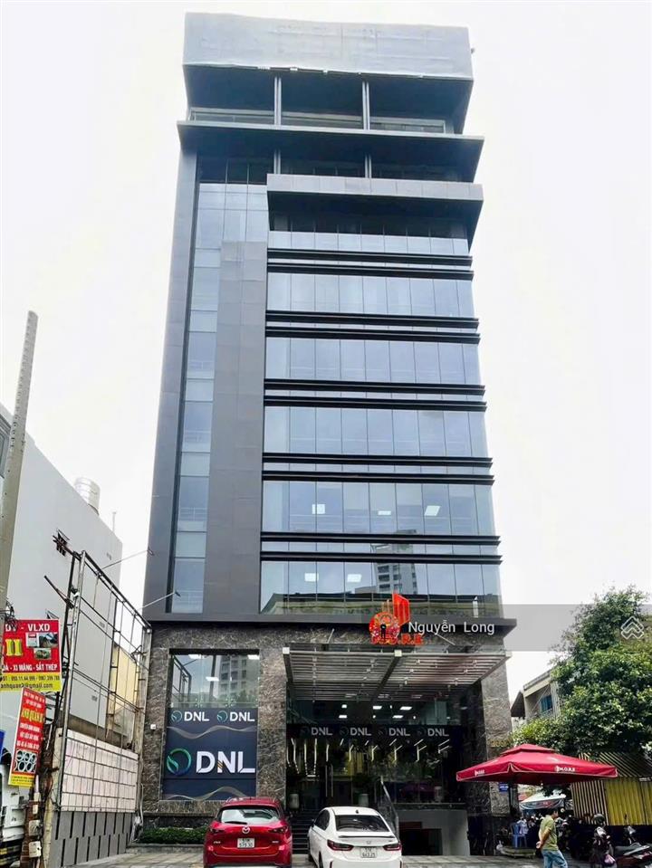 Ngộp bank giảm 50 tỷ bán tòa nhà mt nguyễn trọng tuyển 14x20m h 8 tầng cho thuê 600 triệu/tháng