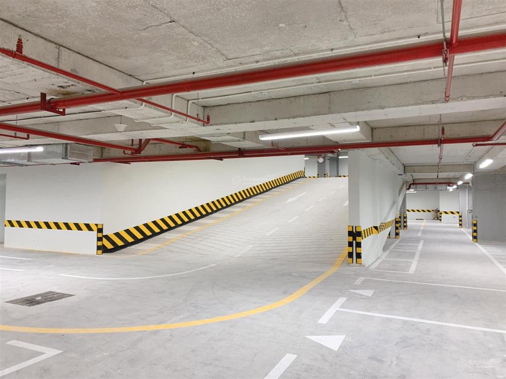 Bql cho thuê văn phòng tại tesco building phố chùa láng diện tích 1023m2 giá chỉ 400 nghìn/m2/th