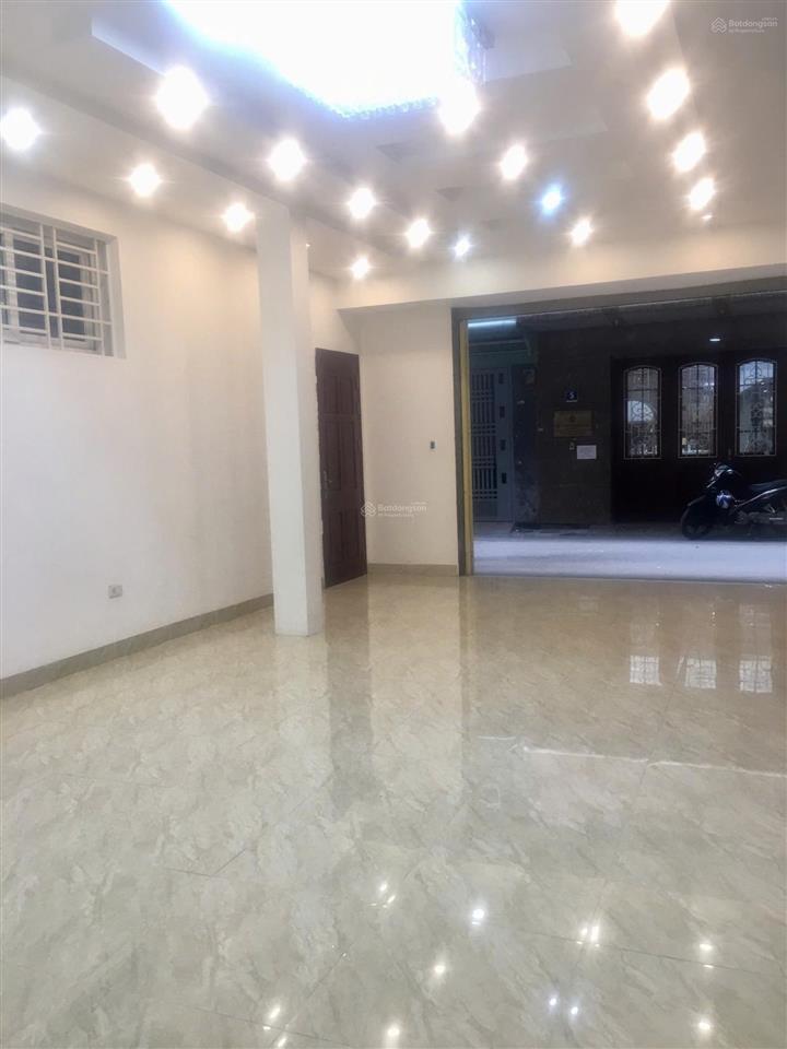 Cho thuê nhà phố trung kính ,yên hoà 73m2/ 6 tầng có thang máy mặt tiền 6,5m giá 40 triệu/ tháng
