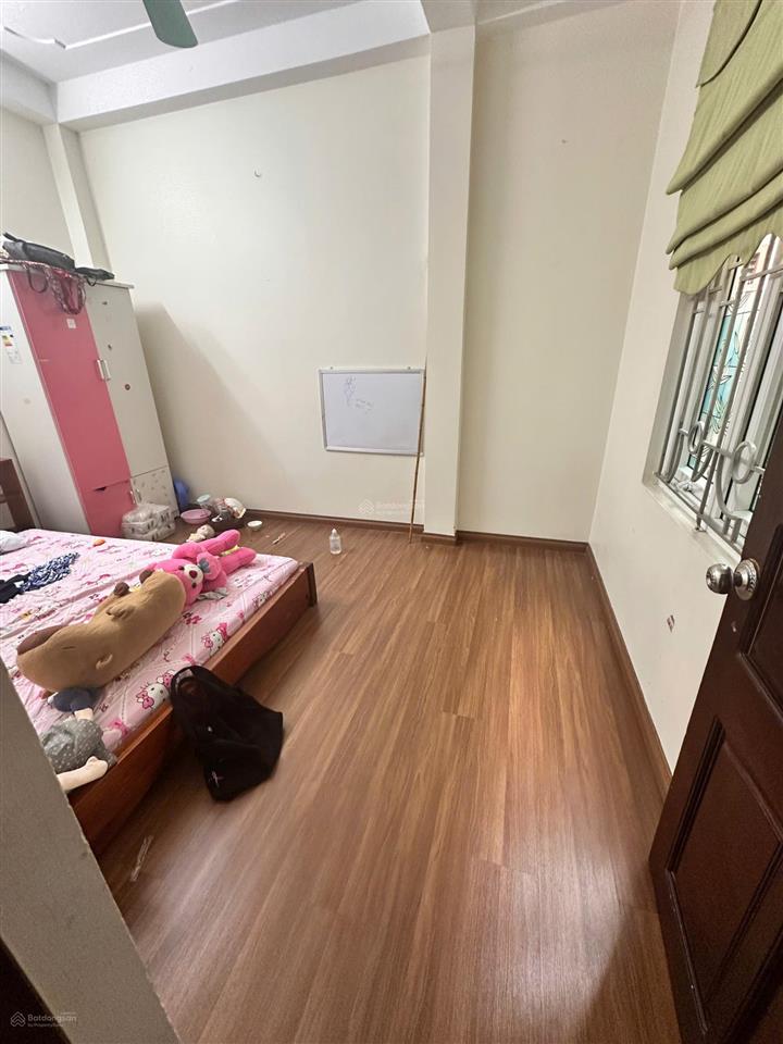 Cho thuê nhà riêng số 52 ngõ 121 kim ngưu 40m2/ 4 tầng, 5 phòng ngủ giá 13 triệu/tháng