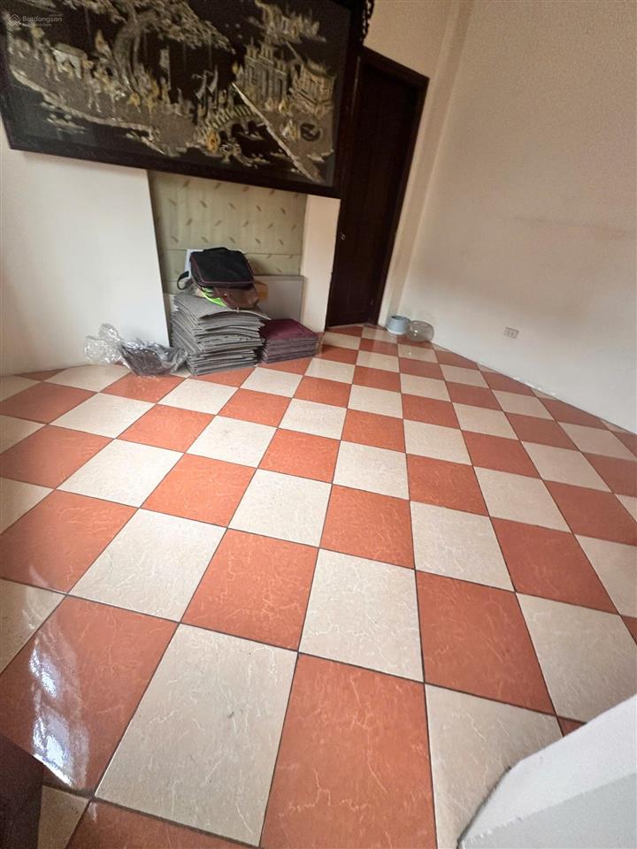 Cho thuê nhà riêng số 52 ngõ 121 kim ngưu 40m2/ 4 tầng, 5 phòng ngủ giá 13 triệu/tháng