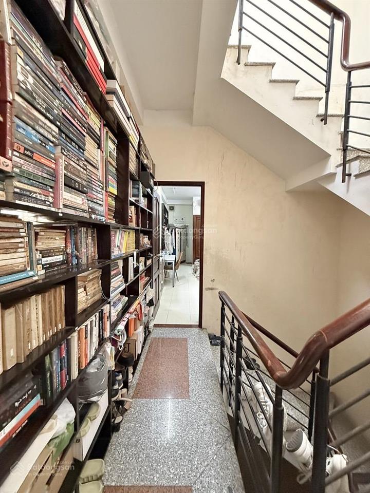 Nhà đẹp 4t giá tốt  dt 80m2  lê văn sỹ  giáp q3  nhỉnh 12 tỷ tl chính chủ