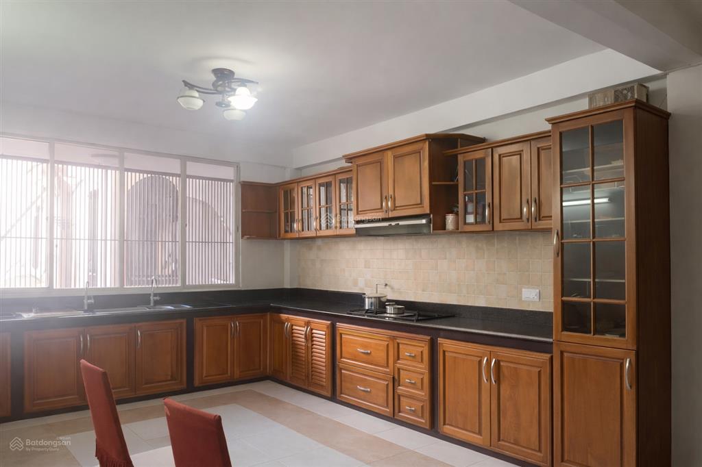 Hxh vip,sổ đẹp 100m2,5 tầng,ngay ngã 4 phú nhuận,chỉ nhỉnh 17 tỷ tl