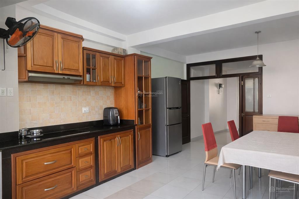 Hxh vip,sổ đẹp 100m2,5 tầng,ngay ngã 4 phú nhuận,chỉ nhỉnh 17 tỷ tl