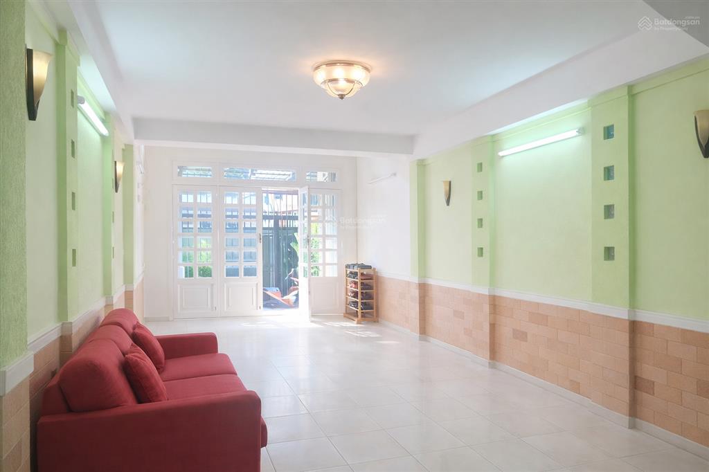 Hxh vip,sổ đẹp 100m2,5 tầng,ngay ngã 4 phú nhuận,chỉ nhỉnh 17 tỷ tl