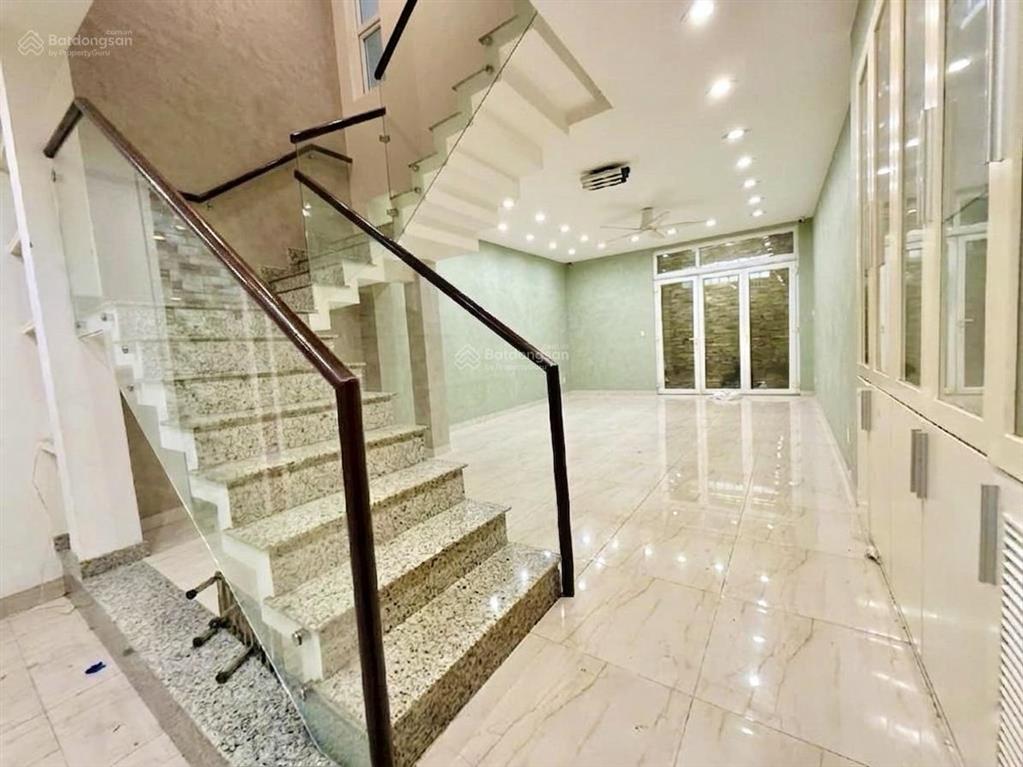 Cực hiếm 100m2(5x20) hxh sát mặt tiền trường chinh  nhỉnh 14 tỷ