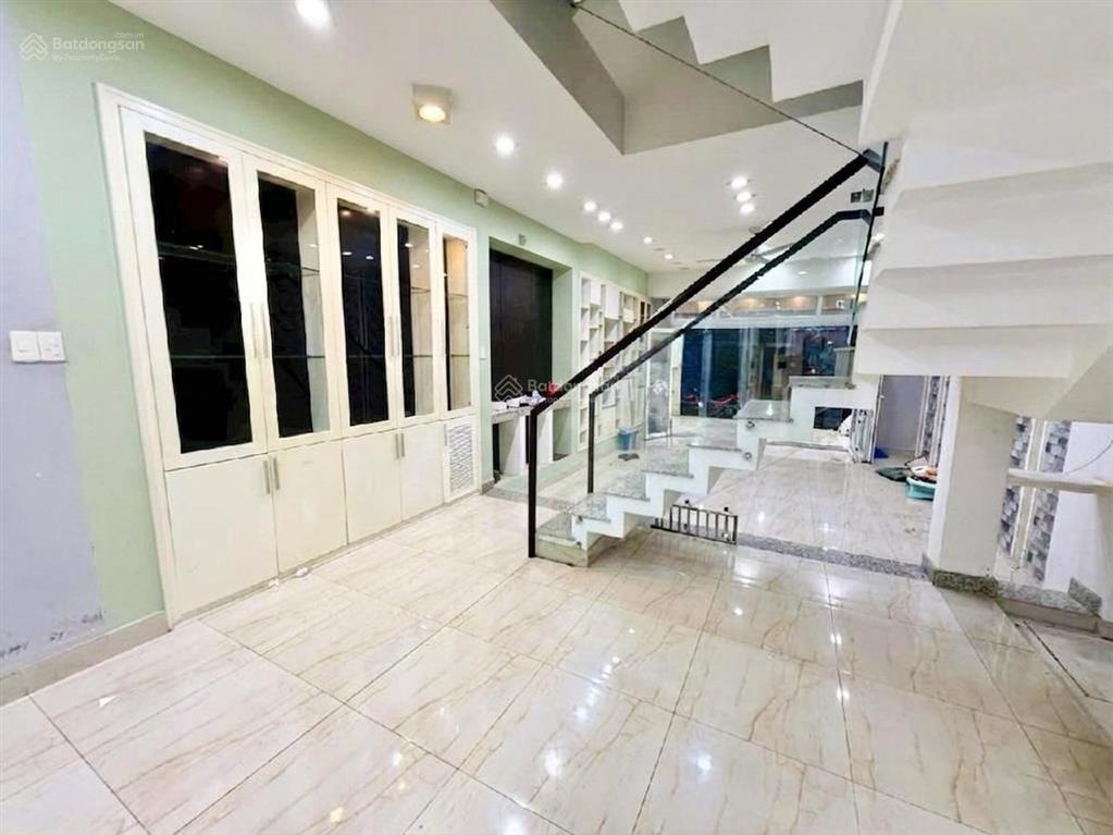 Cực hiếm 100m2(5x20) hxh sát mặt tiền trường chinh  nhỉnh 14 tỷ