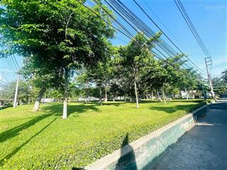 Bán nhà c4 cũ đối diện công viên long bình tân gần bigc ngã 3 vũng tàu thổ cư, sổ riêng, đường lớn