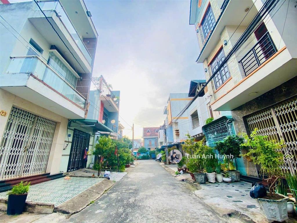 Bán lô biệt thự ngang 8 mét ngay vincom trung tâm biên hoà đường nhựa sạch đẹp, rộng rãi