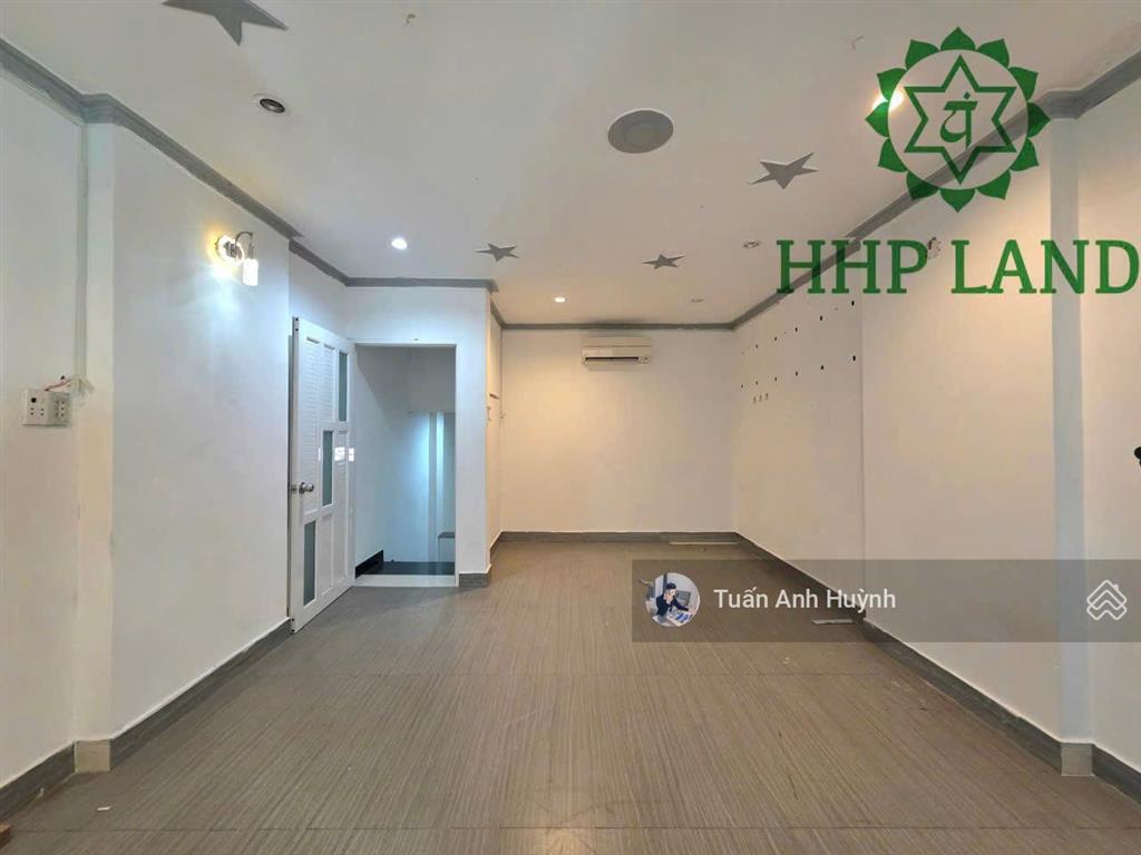Cho thuê nhà khu d2d, p. thống nhất, biên hoà có sẵn 2 máy lạnh, 2pn phù hợp ở gia đình
