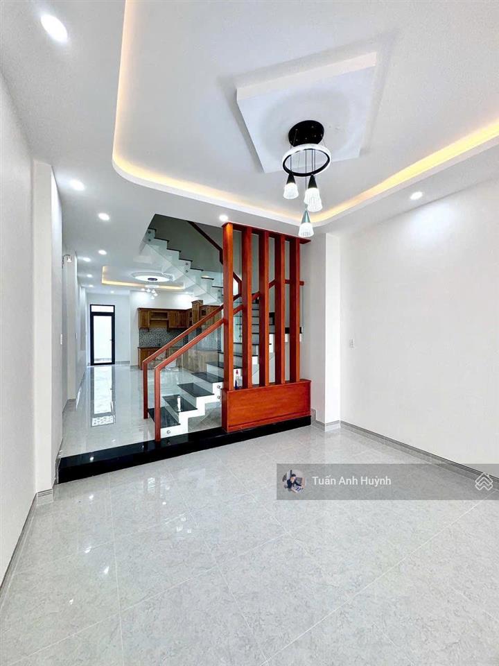 Bán căn nhà 1t2l khu dân cư d2d phường thống nhất thiết kế 3pn 4wc ô tô đậu trong nhà
