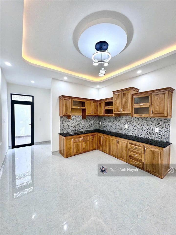 Bán căn nhà 1t2l khu dân cư d2d phường thống nhất thiết kế 3pn 4wc ô tô đậu trong nhà