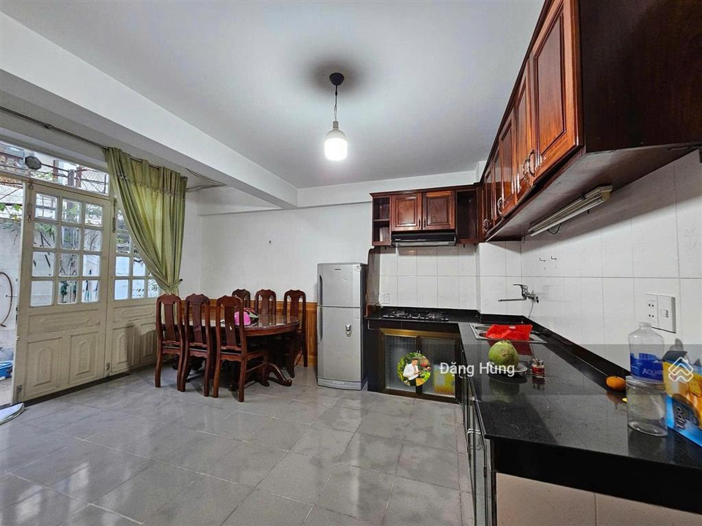Nhà nguyên căn làng báo chí, thảo điền  4 tầng (dt 4.9x11m). giá thuê tốt 24,5tr/th