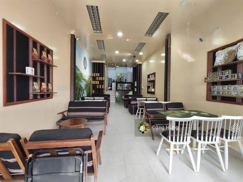 Mặt bằng đẹp tuyến đường chính cạnh nguyễn hoàng, an phú, quận 2 (4x20m) trệt + lửng. giá 25tr/th