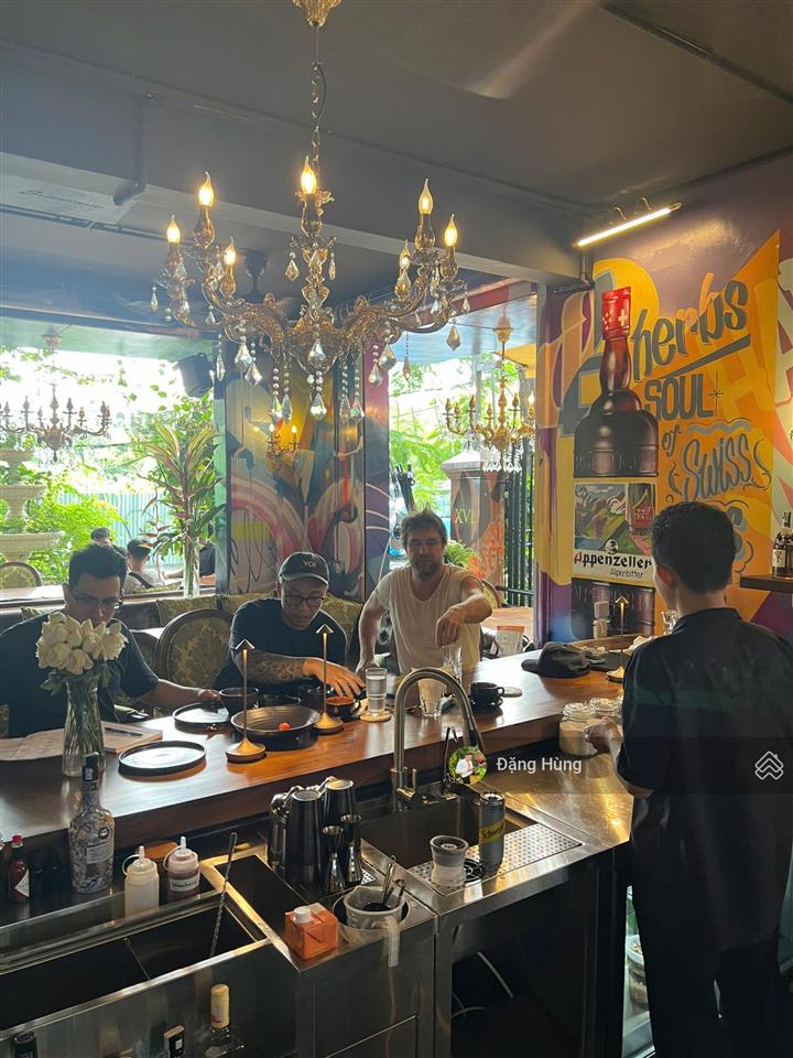 Mặt bằng coffeenhà hàng nguyễn văn hưởng, thảo điền  (230m2), giá 99tr/th