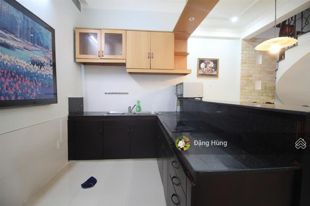 Nhà nguyên căn thảo điền cho thuê, (5.3x19m) kinh doanh được 1 trệt 1 lầu, sân thượng. giá 33tr/th