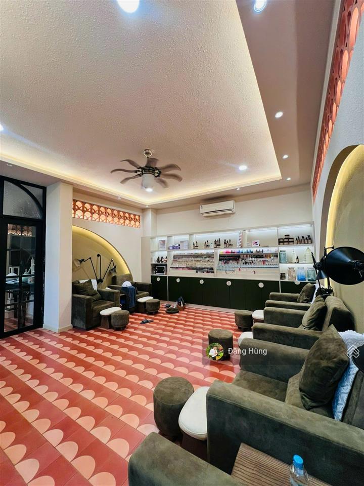 Cho thuê 1 trệt 2 lầu, cạnh đường thảo điềnnguyễn văn hưởng, tự do sửa chữa. giá 77tr/th (bao vat)