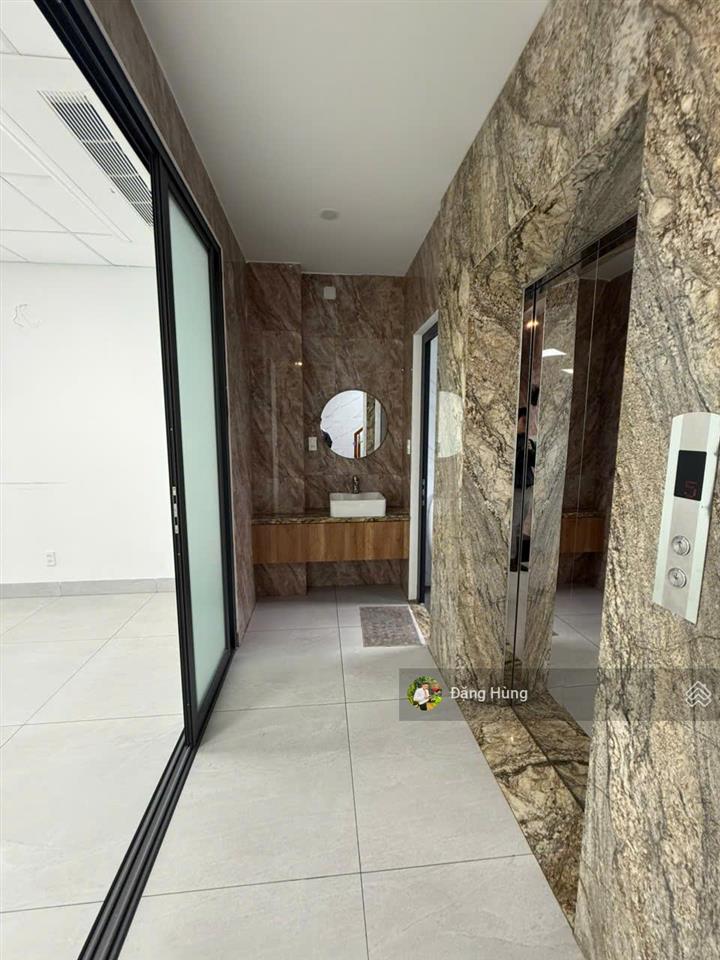 Văn phòng 80m2 mặt tiền tạ hiện, thạnh mỹ lợi, nhà mới sạch sẽ. dọn vào liền. giá chỉ 18tr/th