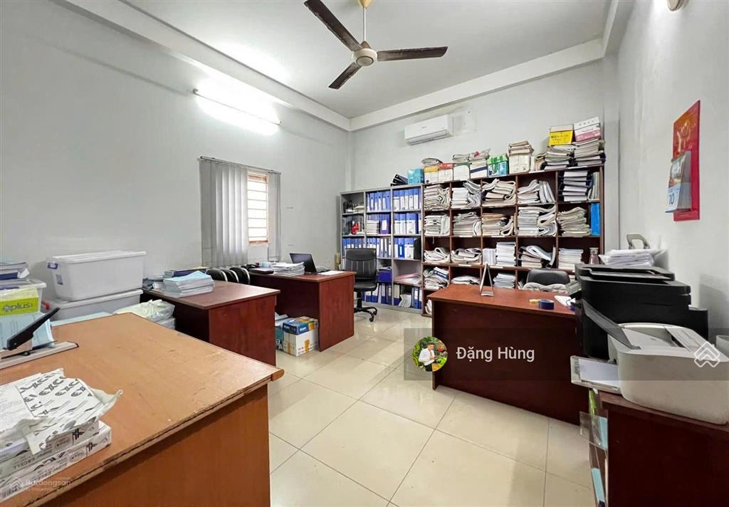 Nguyên căn nguyễn bá huân thảo điền, q2  1 trệt 3 lầu  kinh doanh đa dạng. giá thuê 55 triệu/th