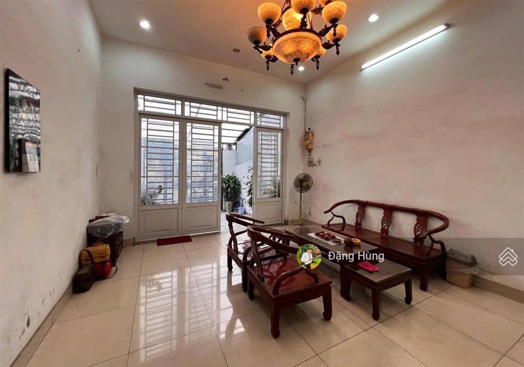 Nguyên căn nguyễn bá huân thảo điền, q2  1 trệt 3 lầu  kinh doanh đa dạng. giá thuê 55 triệu/th